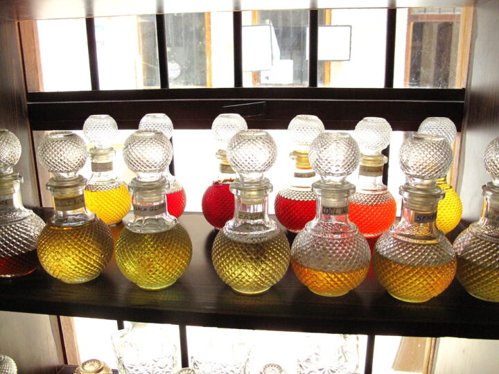 パチュリってどんな香り？特徴や効果・香りがブレンドされたおすすめ商品を紹介！ betop media